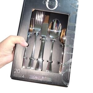 ONIEDA NWT JUILLIARD 20 PIECE SERVICE FOR 4 FLATWARE SET